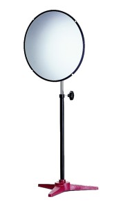 [Convex Mirror with Telescoping Pedestal]